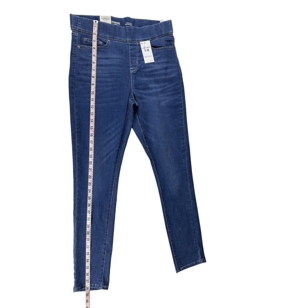 Levi Signature Pull-On Skinny Fit Jeans Women's‎ 8 Blue Denim Total Shaping NEW - Picture 3 of 12